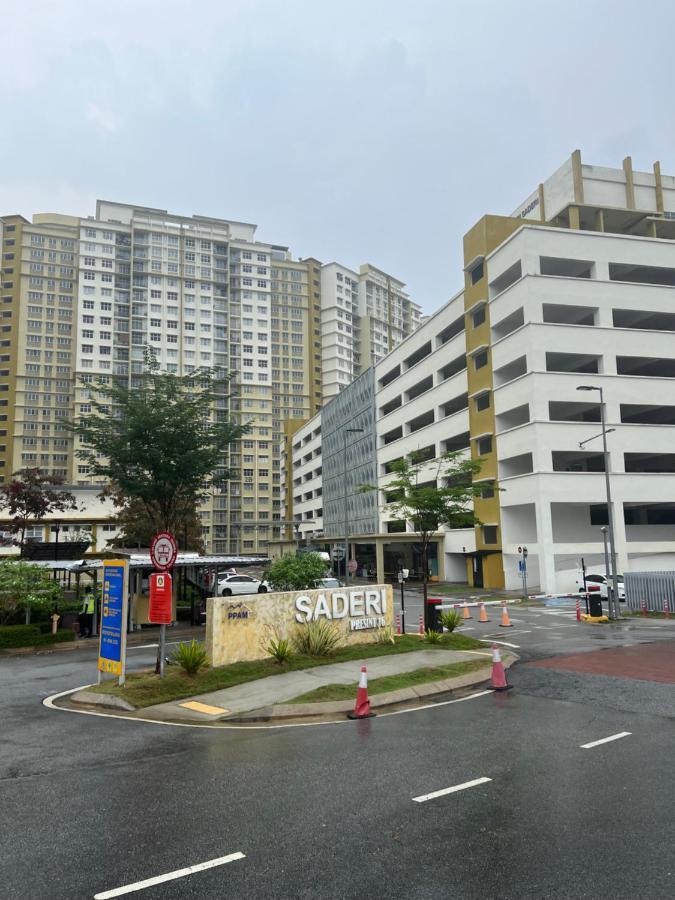 Jiejie P16 Wifi Netflix Apartment Putrajaya