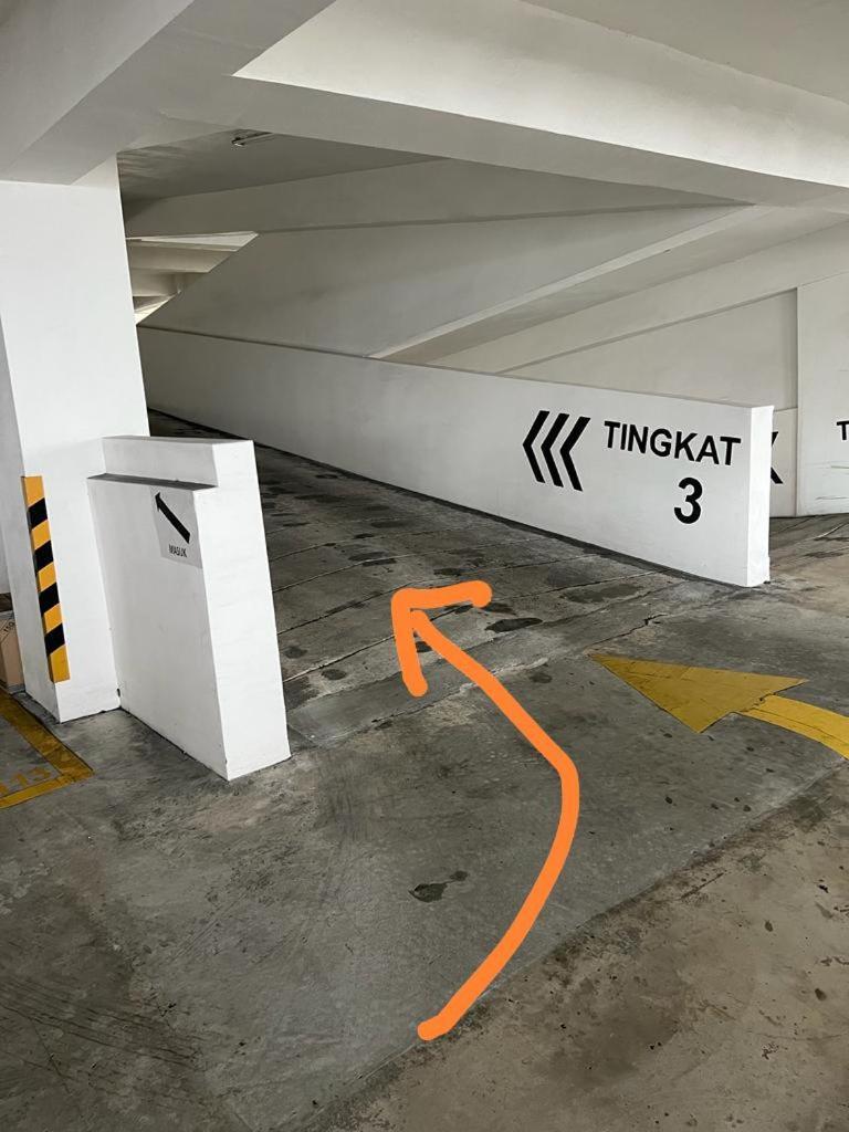 Apartment Jiejie P16 Wifi Netflix Putrajaya