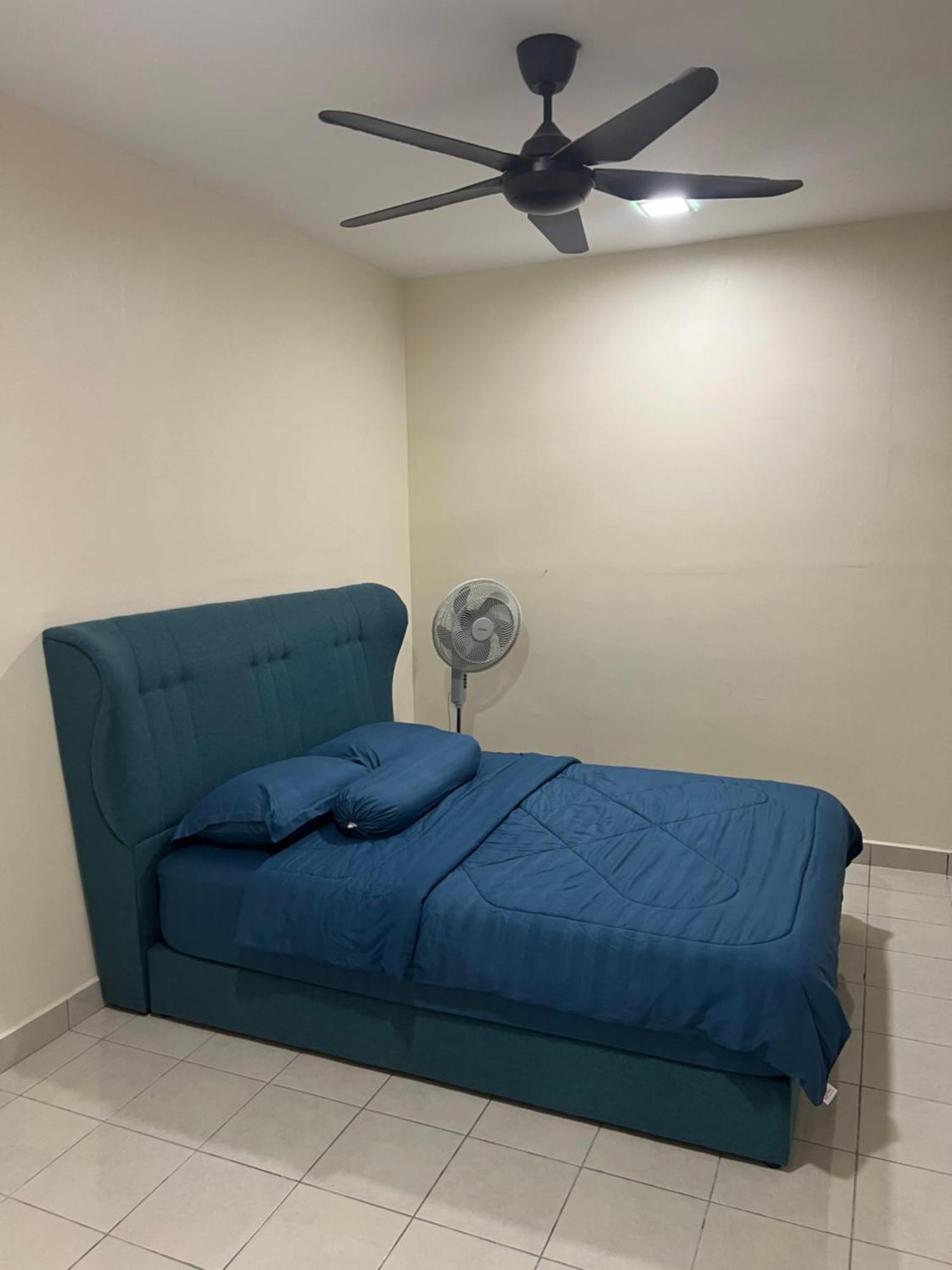 Jiejie P16 Wifi Netflix Apartment *